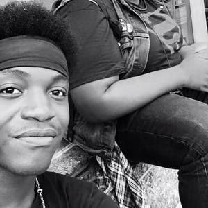 Meet your Posher, Aaron